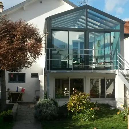 Bed & Breakfast Aux Portes De Paris Drancy